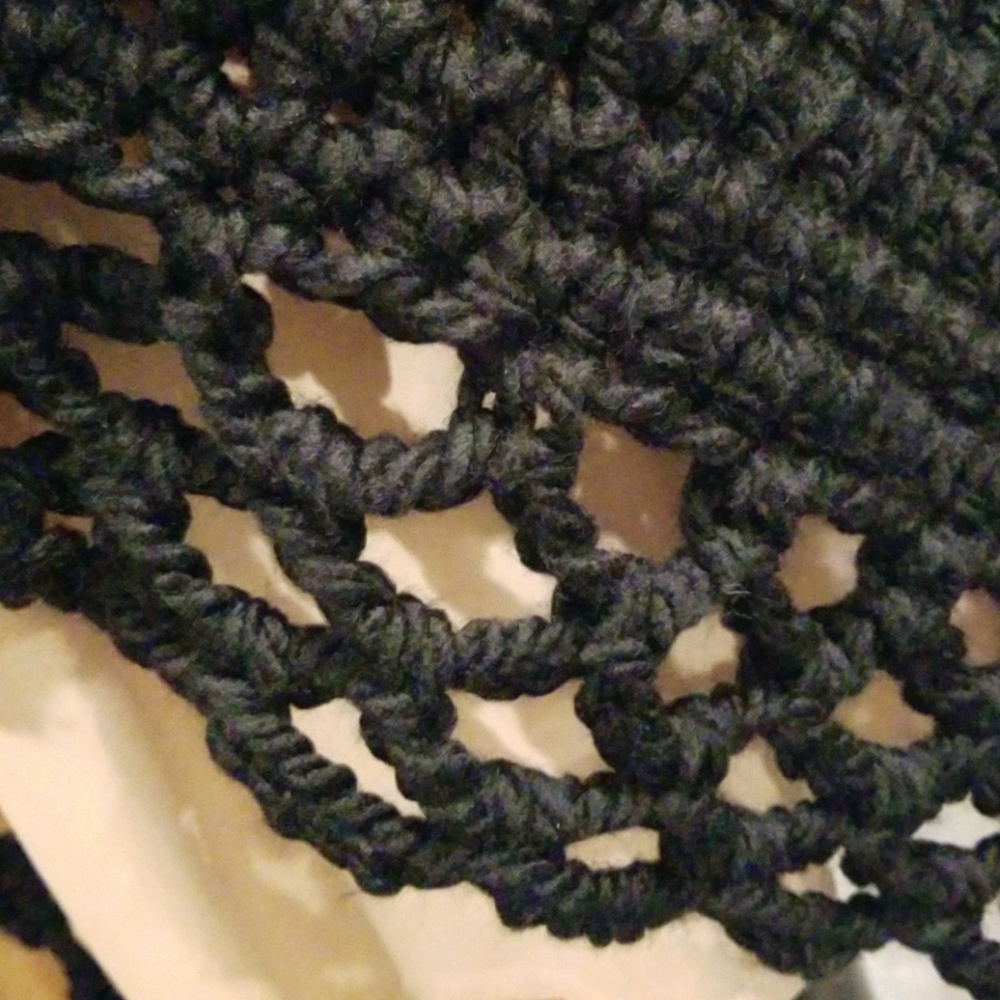 Handmade black soft poncho - Picture 4 of 5